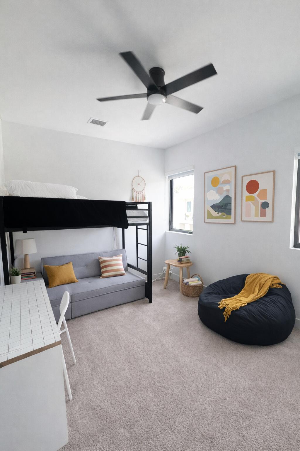 OAKS PLACE - Residential Lease