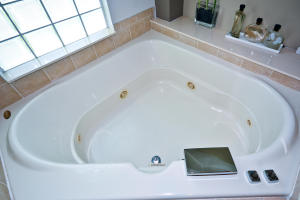 HAMILTON BAY SECTION - Residential