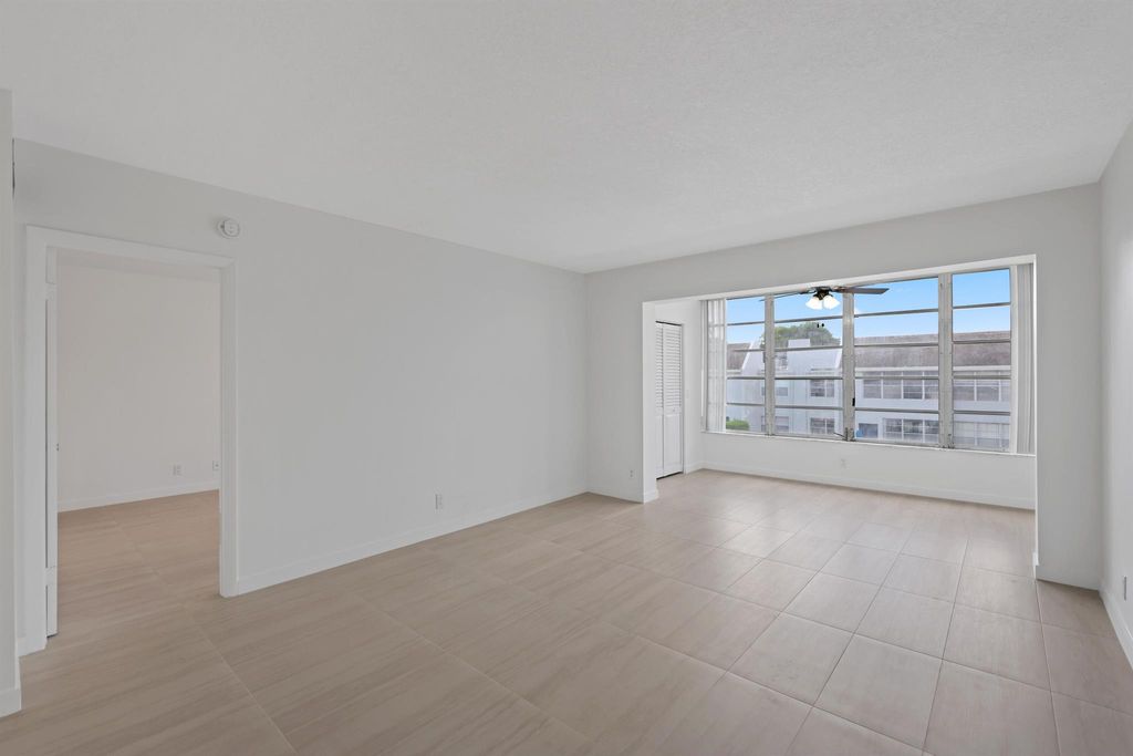 Photo of 2840 SW 22nd Avenue #308, Delray Beach, FL 33445 (MLS # R11114993)