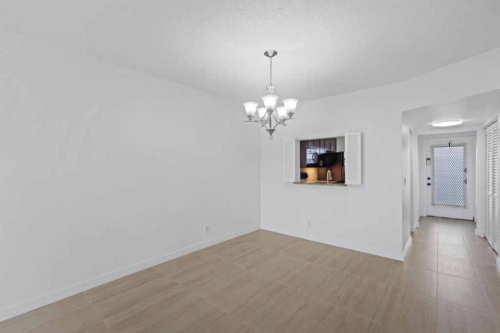 Photo of 2840 SW 22nd Avenue #308, Delray Beach, FL 33445 (MLS # R11114993)