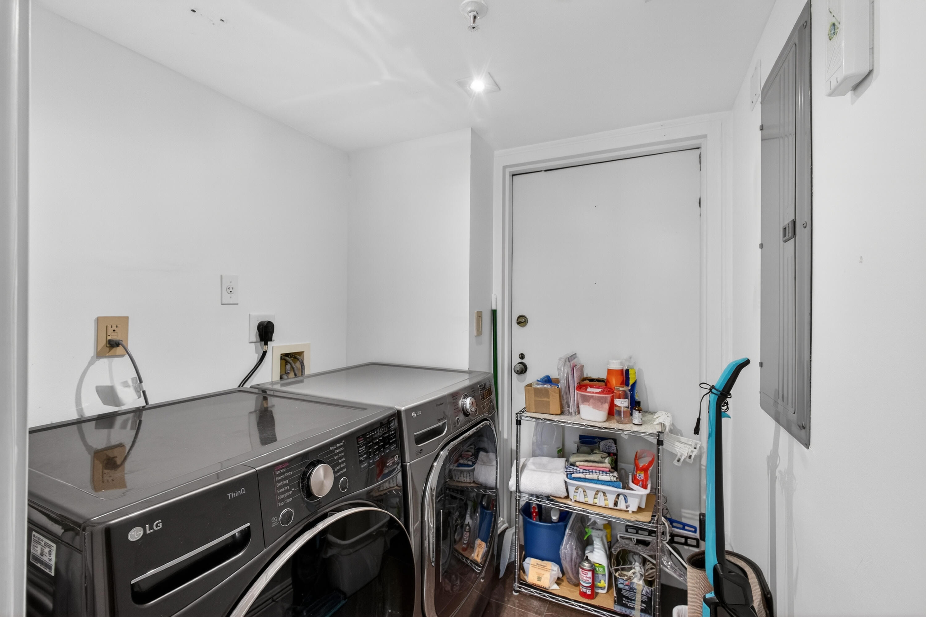 HALCYON OF PALM BEACH - Residential