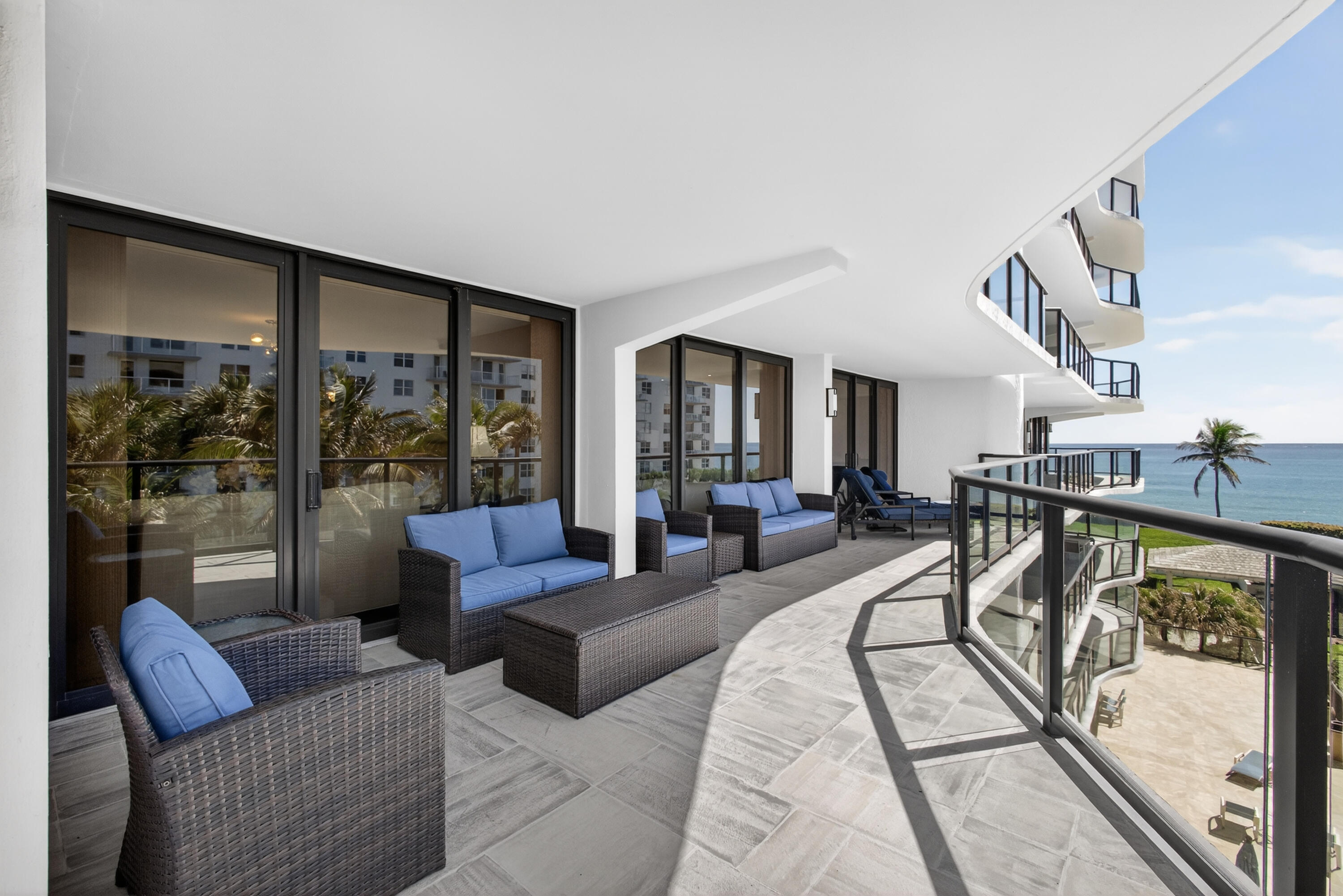 HALCYON OF PALM BEACH - Residential