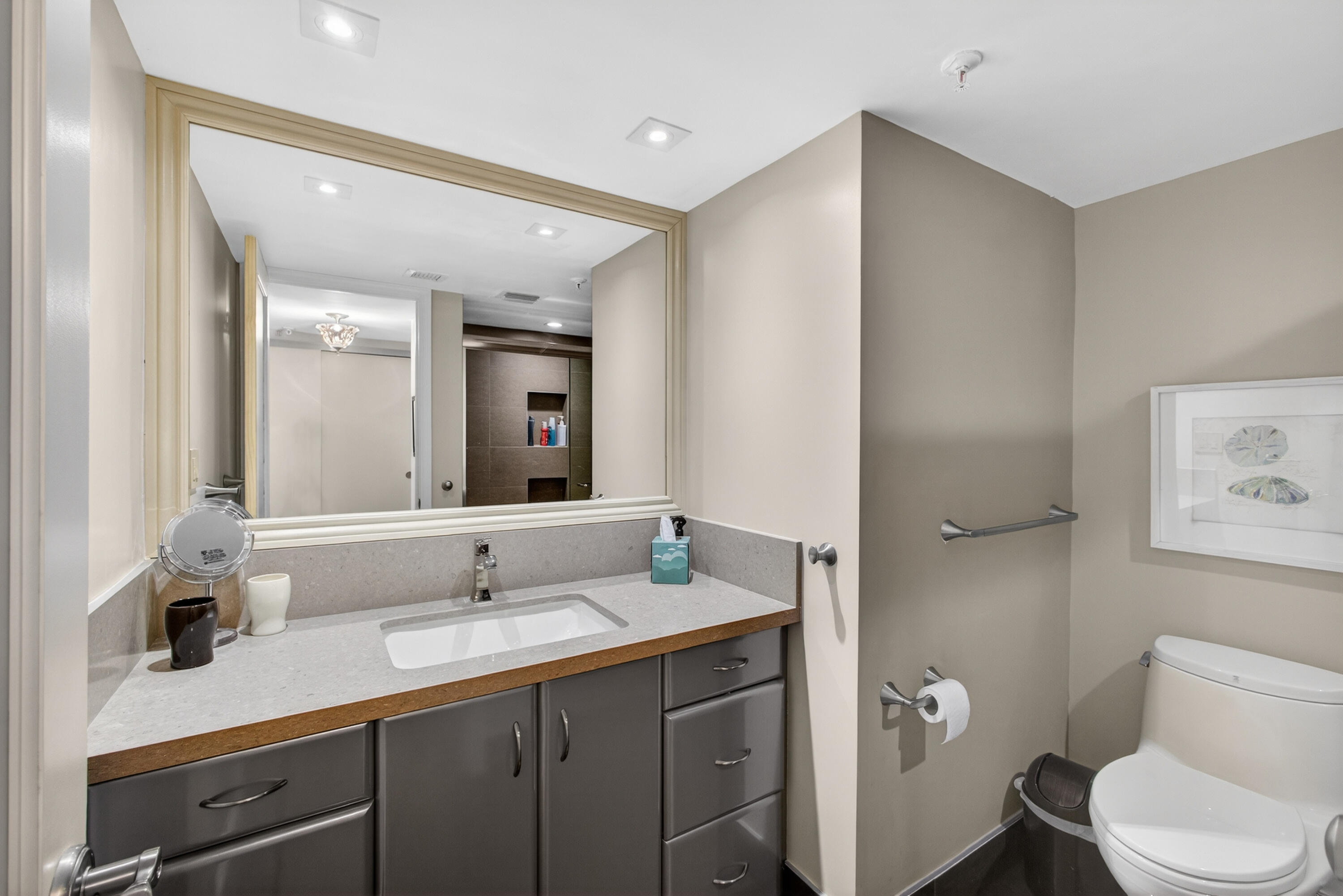 HALCYON OF PALM BEACH - Residential