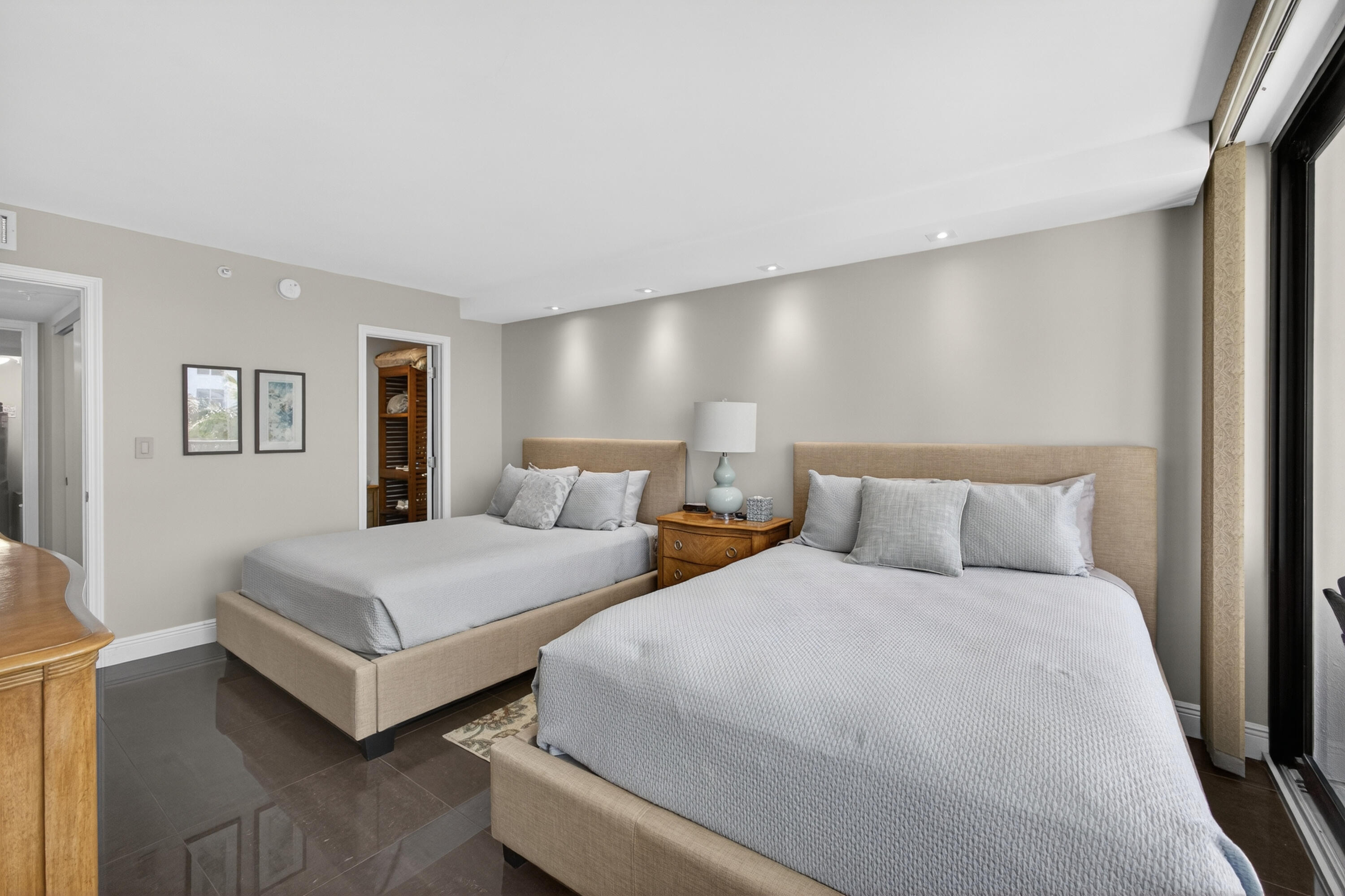 HALCYON OF PALM BEACH - Residential