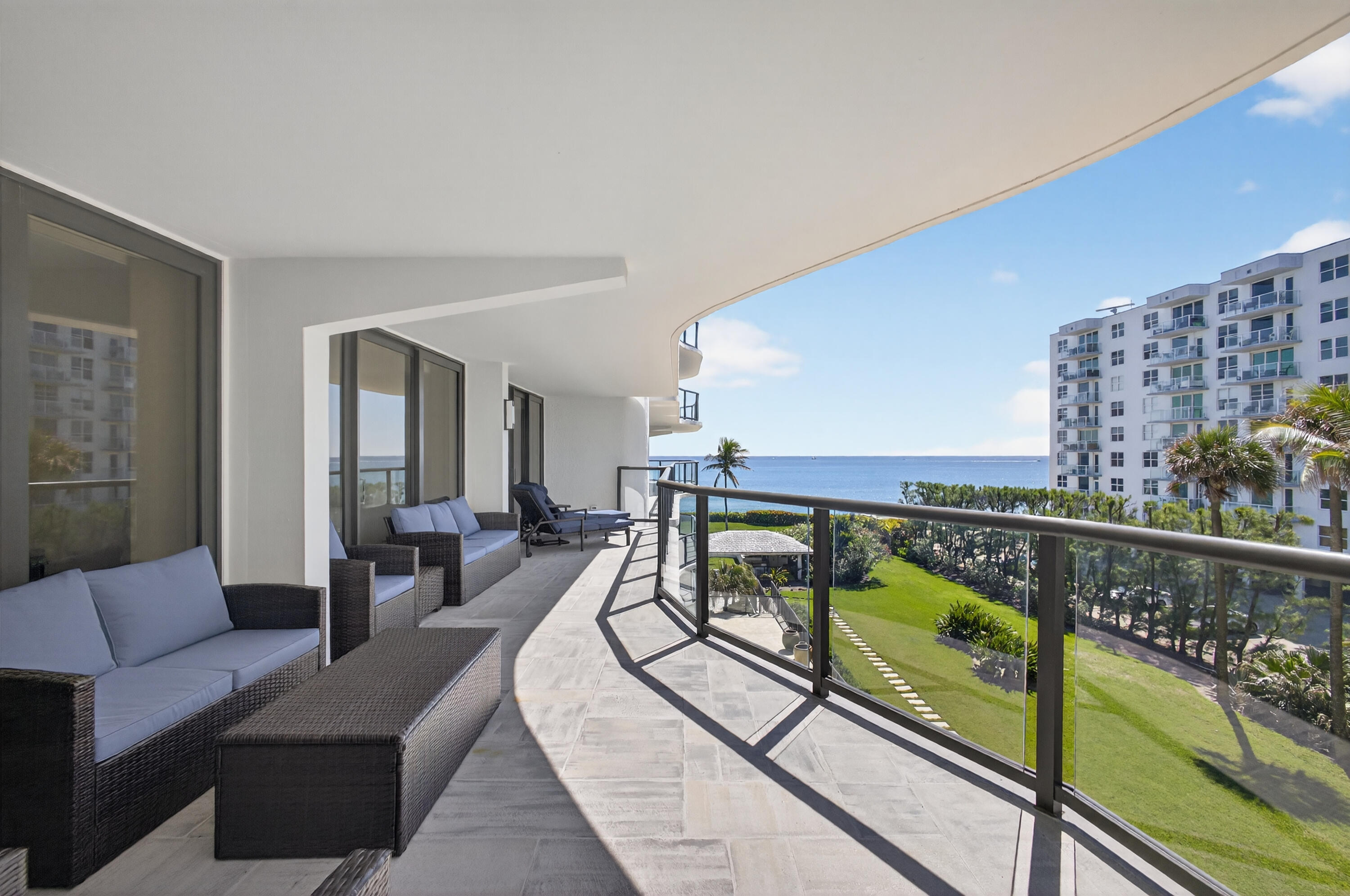 HALCYON OF PALM BEACH - Residential