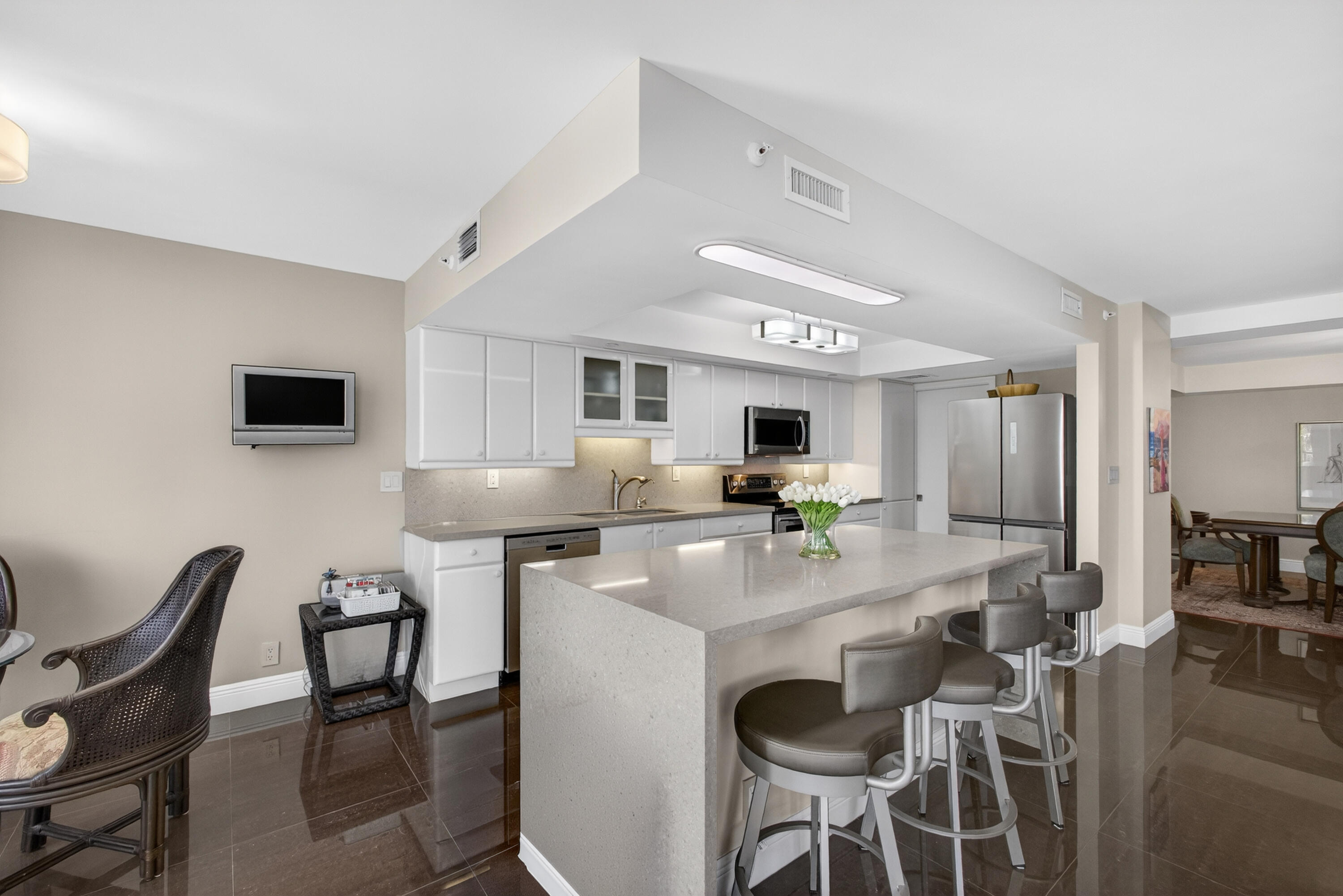 HALCYON OF PALM BEACH - Residential