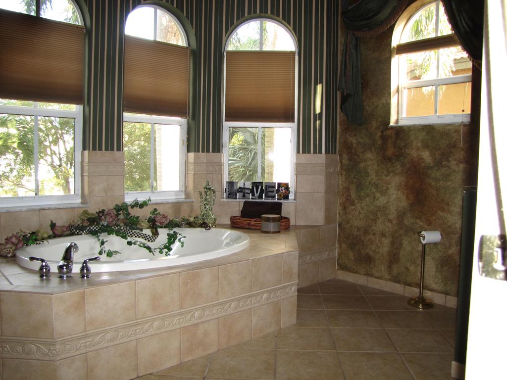 OLYMPIA 2 - Residential