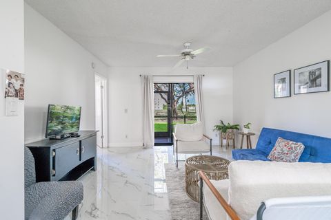10402 Sunrise Lakes Blvd 107 Sunrise FL 33322