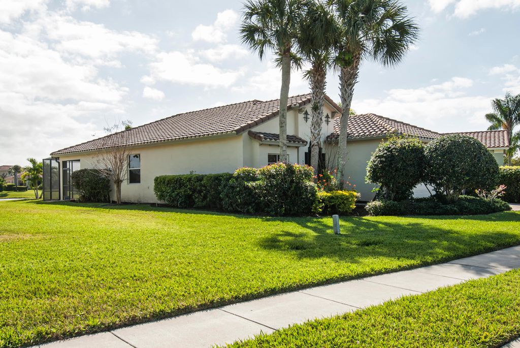 Photo of 5534 57th Way, Vero Beach, FL 32967 (MLS # R11157709)