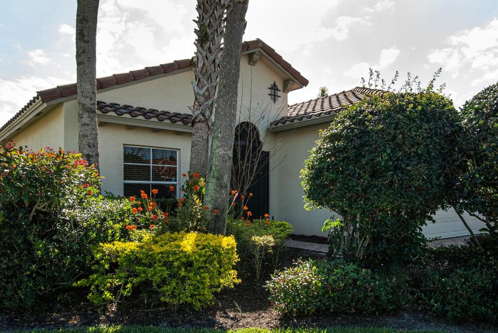 Photo of 5534 57th Way, Vero Beach, FL 32967 (MLS # R11157709)