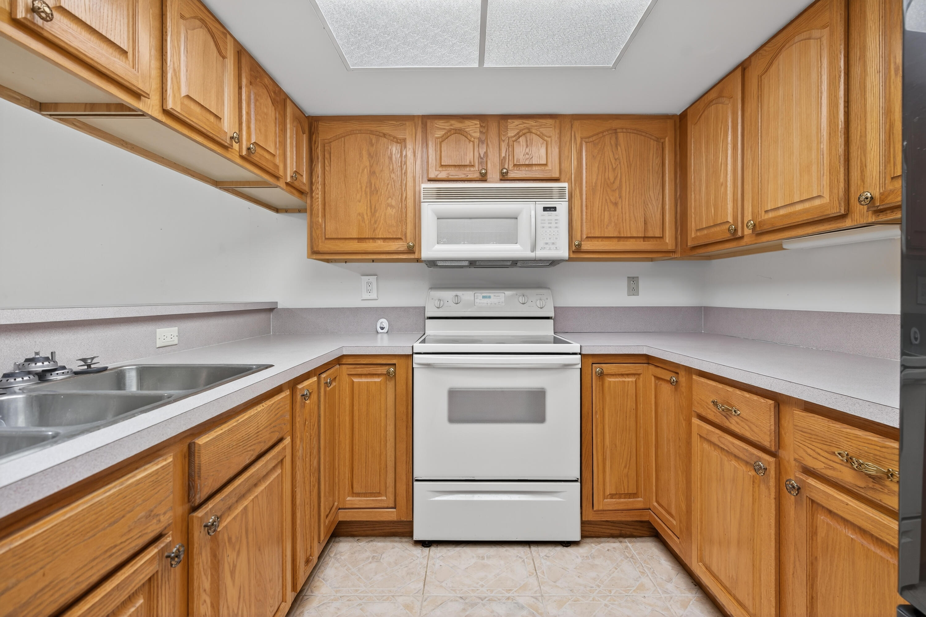 BAYTOWNE OF JONATHANS LANDING - Residential