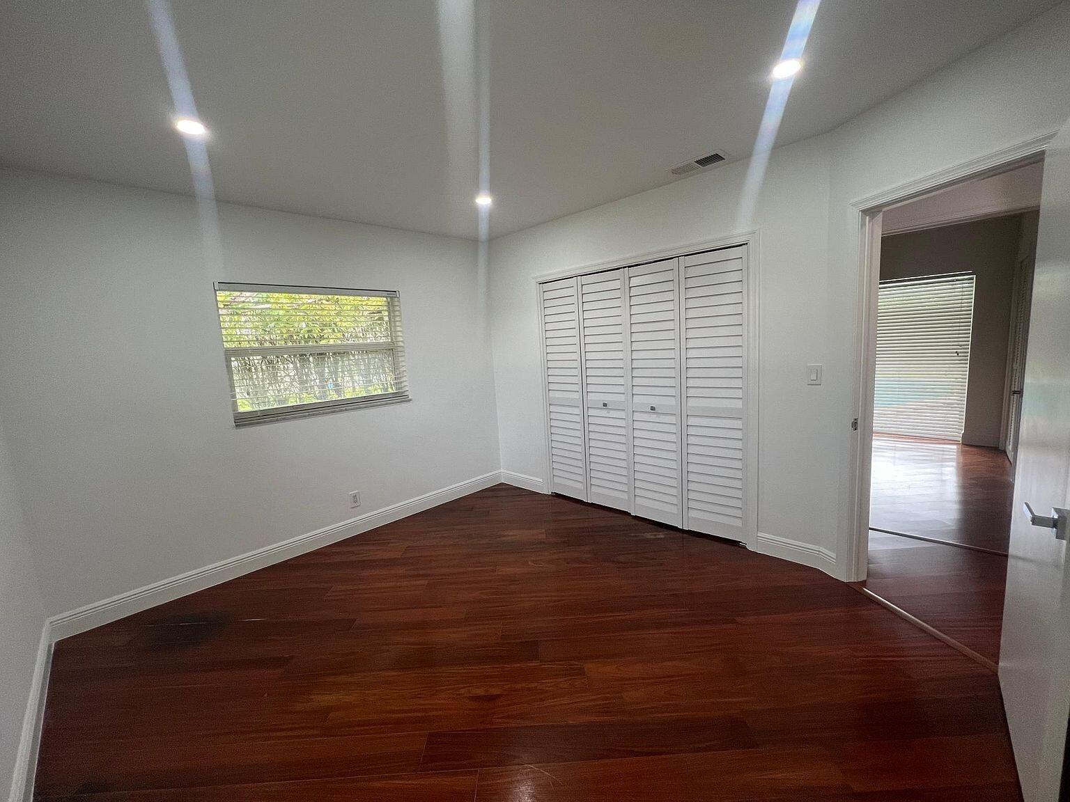 BOCA RATON SQUARE TERRACE - Residential Lease