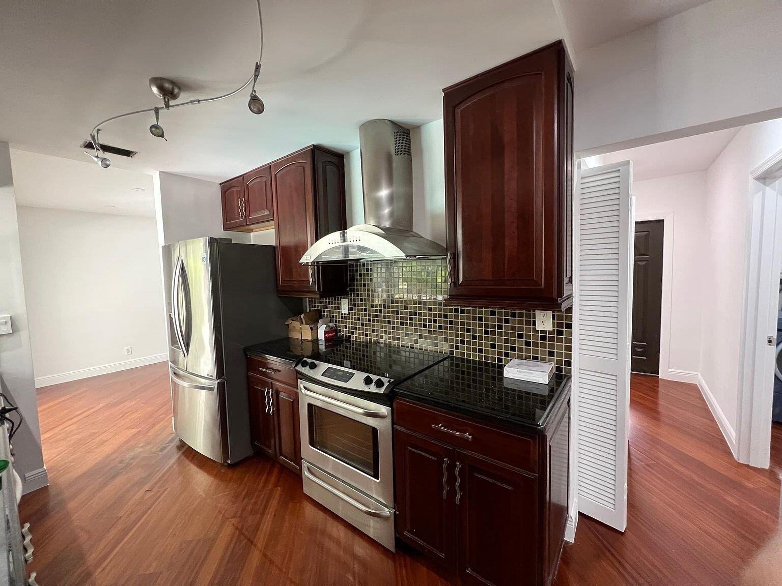 BOCA RATON SQUARE TERRACE - Residential Lease