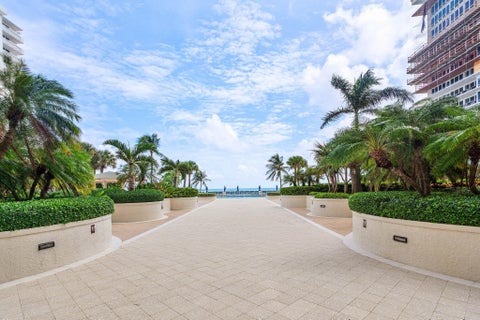 Tiny photo for 4240 Galt Ocean Drive #2402, Fort Lauderdale, FL 33308 (MLS # B26089957)