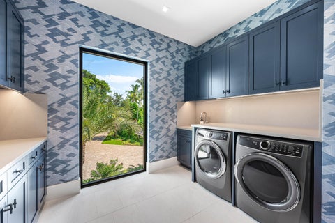 Tiny photo for 2961 NE 27TH Avenue, Lighthouse Point, FL 33064 (MLS # B26085133)