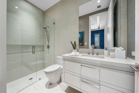 Tiny photo for 2961 NE 27TH Avenue, Lighthouse Point, FL 33064 (MLS # B26085133)