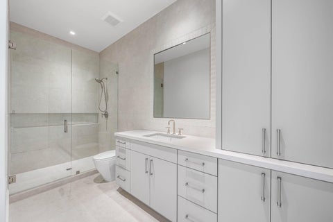 Tiny photo for 2961 NE 27TH Avenue, Lighthouse Point, FL 33064 (MLS # B26085133)