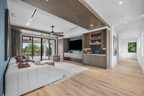 Tiny photo for 2961 NE 27TH Avenue, Lighthouse Point, FL 33064 (MLS # B26085133)
