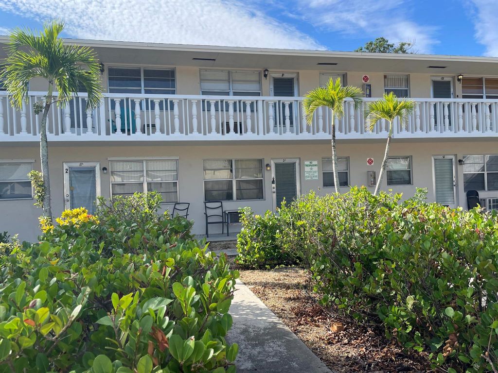 Photo of 201 S J Street #9, Lake Worth Beach, FL 33460 (MLS # R11063053)