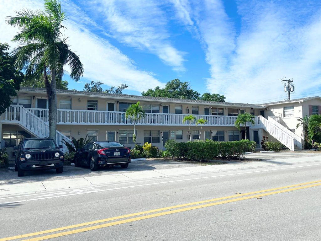 Photo of 201 S J Street #9, Lake Worth Beach, FL 33460 (MLS # R11063053)