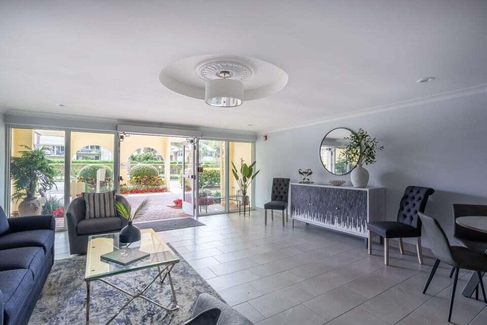 TIERRA DEL MAR - Residential Lease