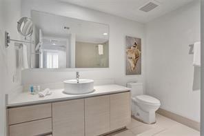 2602 E HALLANDALE BEACH R907