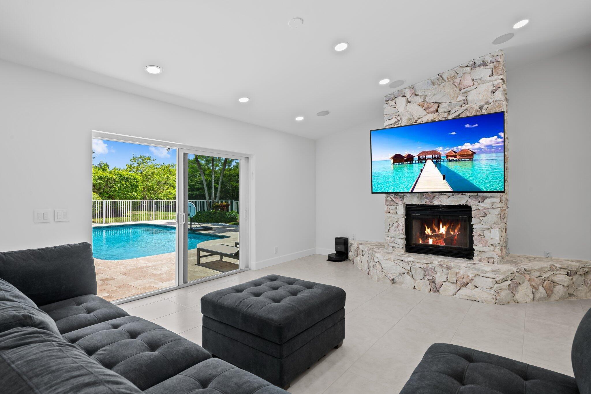 WINDING LAKES SEC 2 - Residential