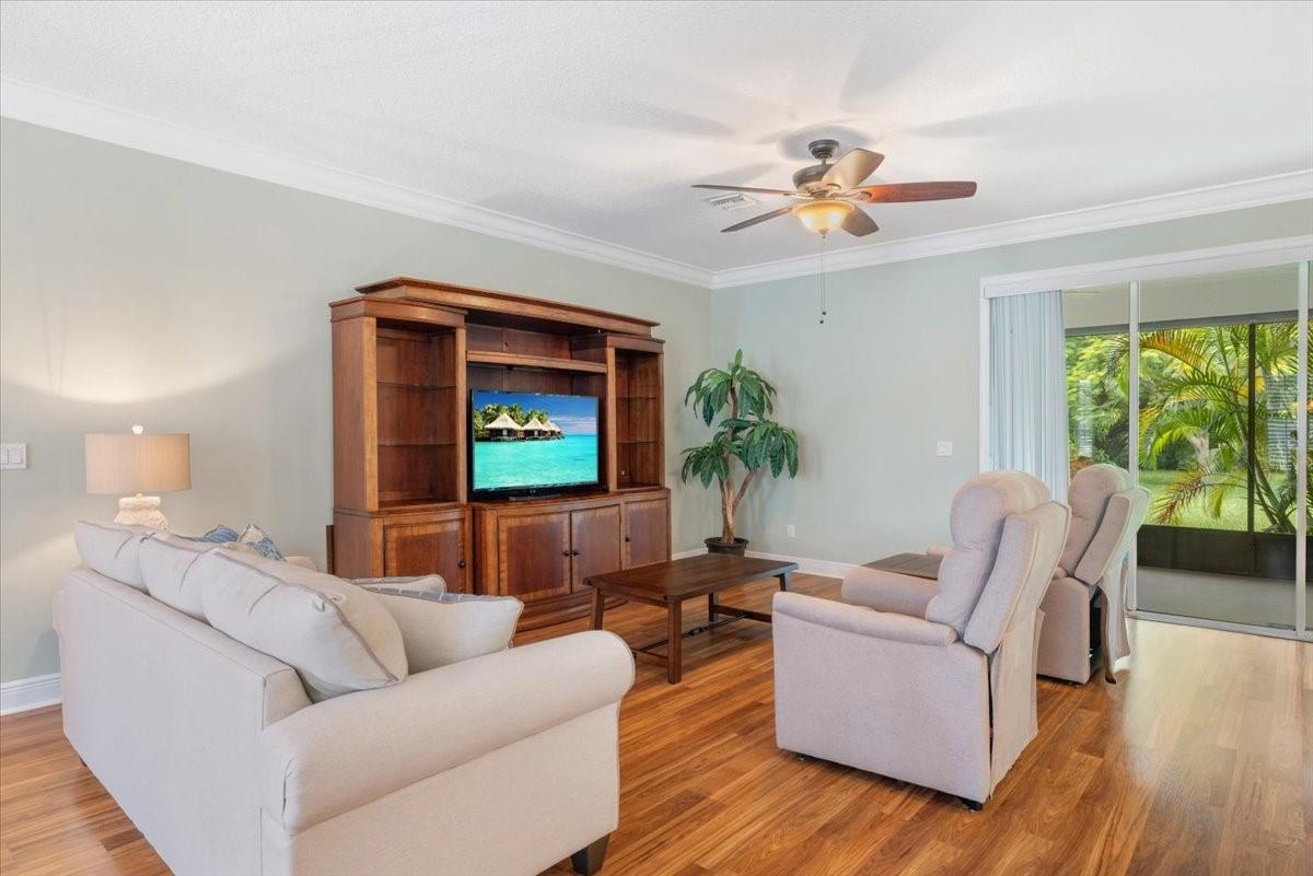654 Gossamer Wing Way
