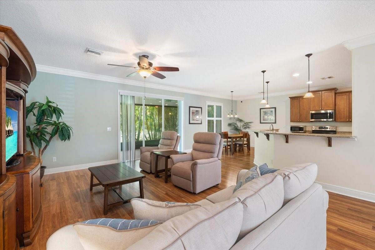654 Gossamer Wing Way