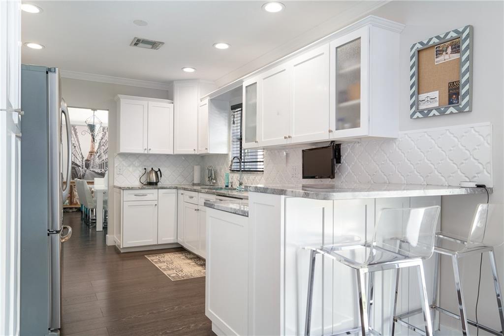 Coral Woods 33-25 B - Residential