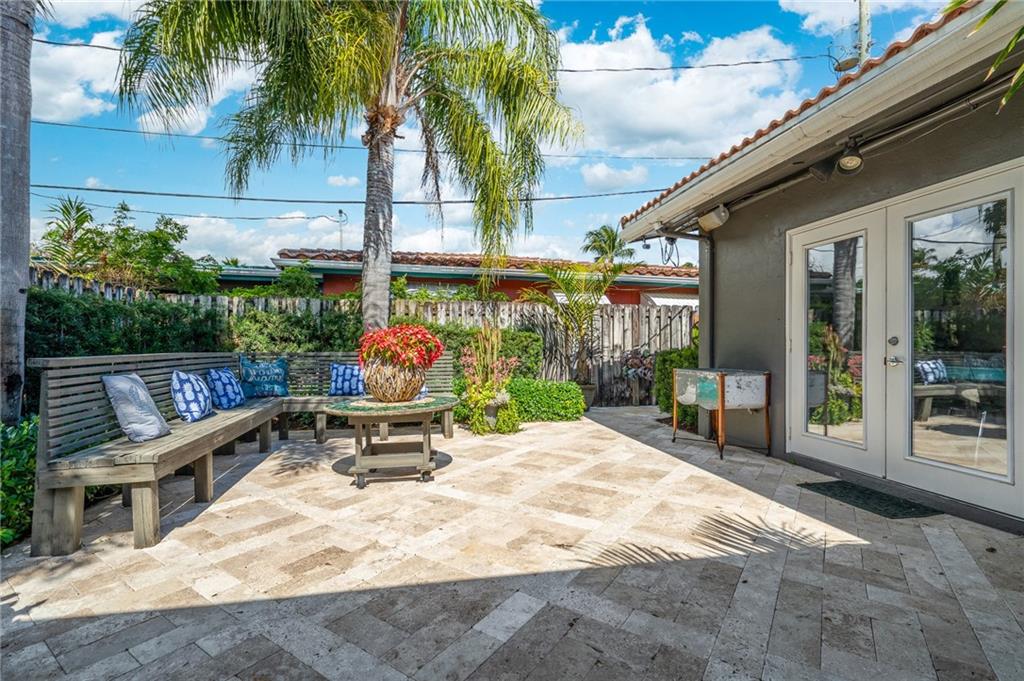 Coral Woods 33-25 B - Residential