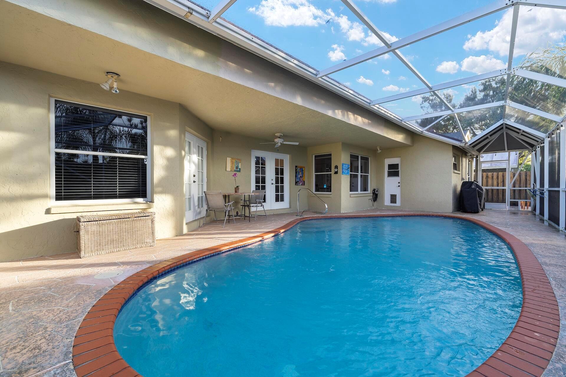 MEADOWLAND COVE 2 OF WELL - Residential