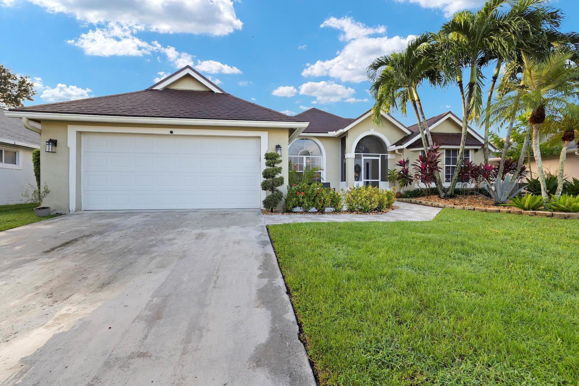 MEADOWLAND COVE 2 OF WELL - Residential