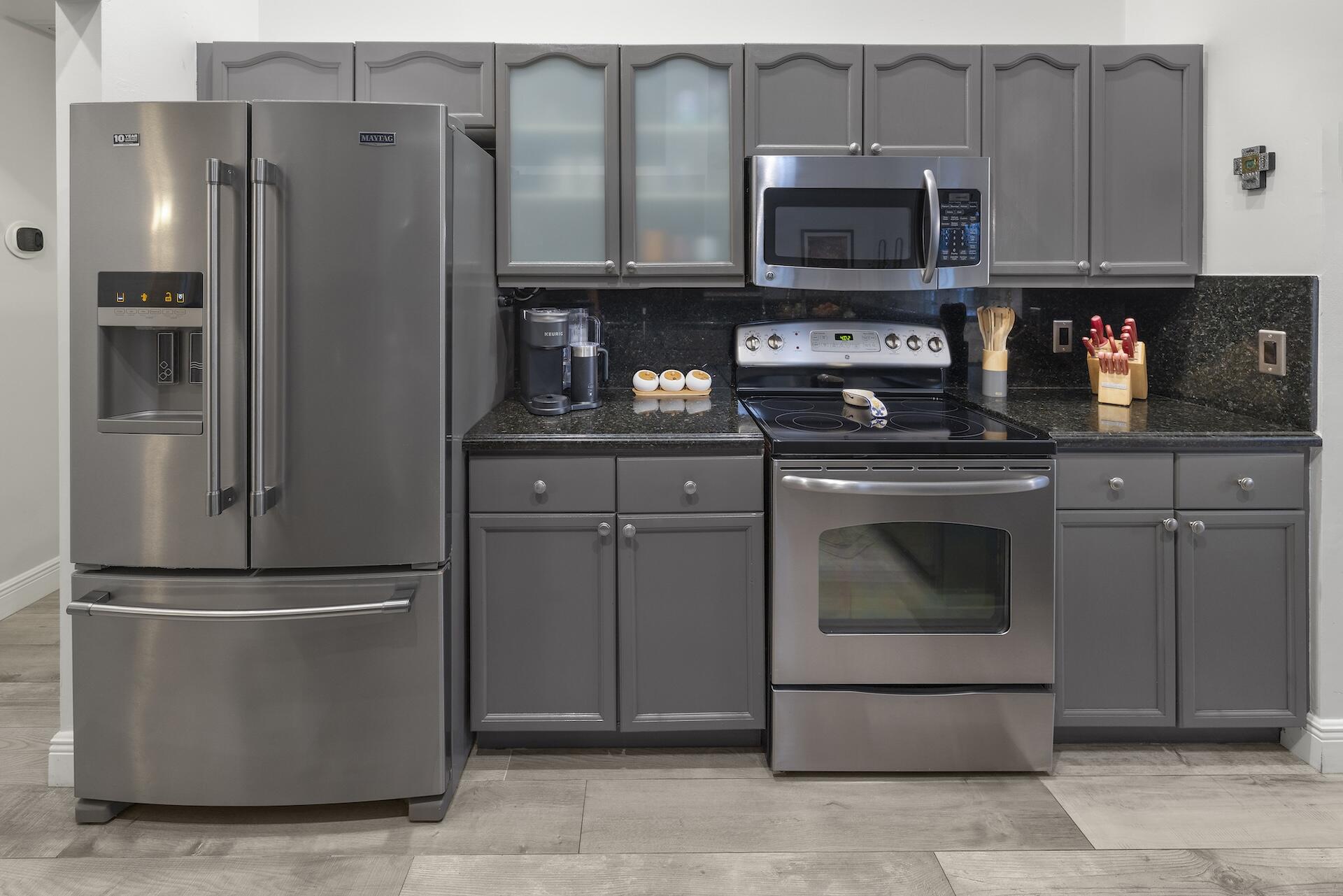 MEADOWLAND COVE 2 OF WELLINGTON - Residential