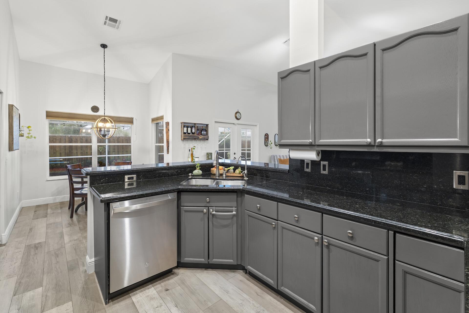 MEADOWLAND COVE 2 OF WELLINGTON - Residential