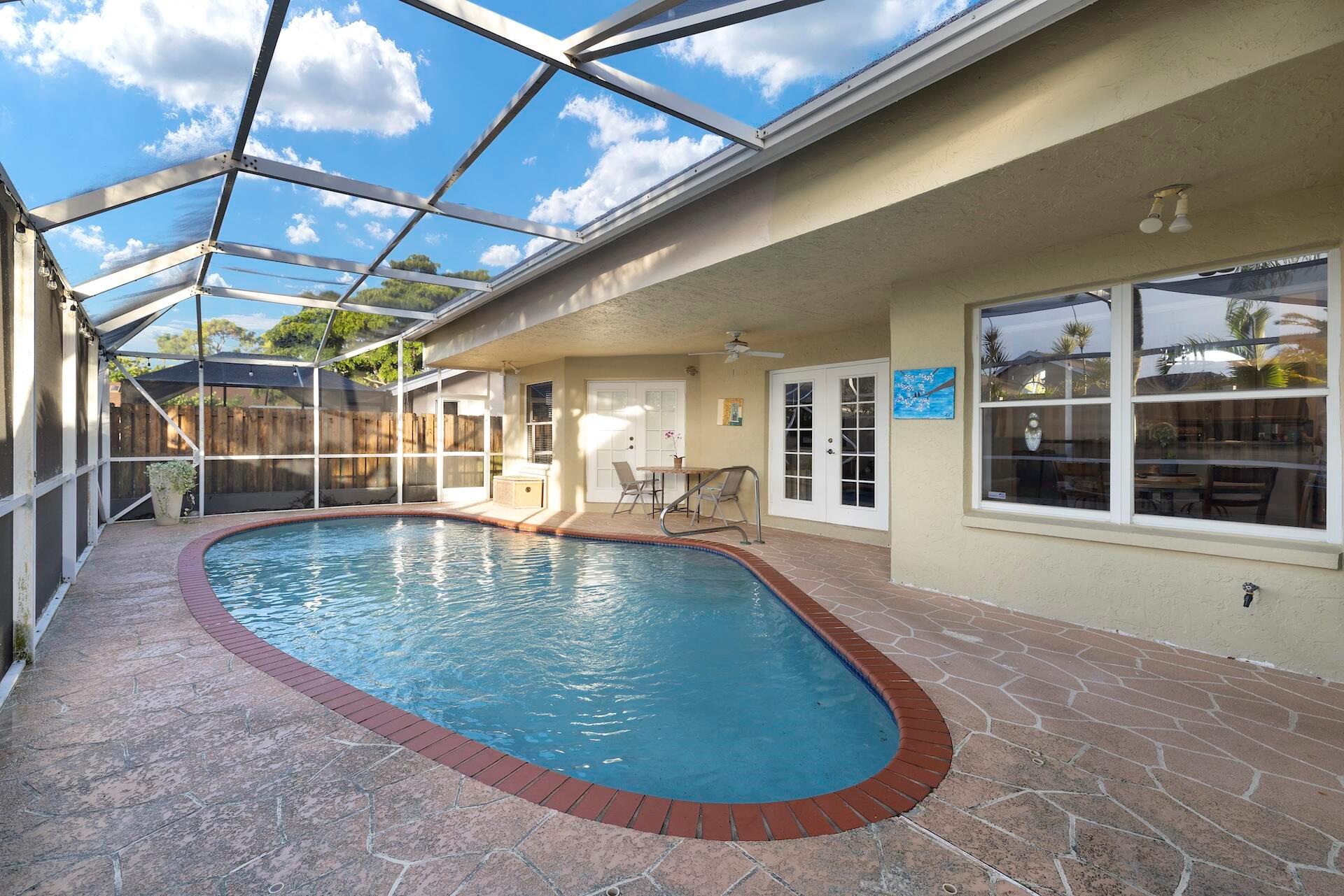 MEADOWLAND COVE 2 OF WELL - Residential