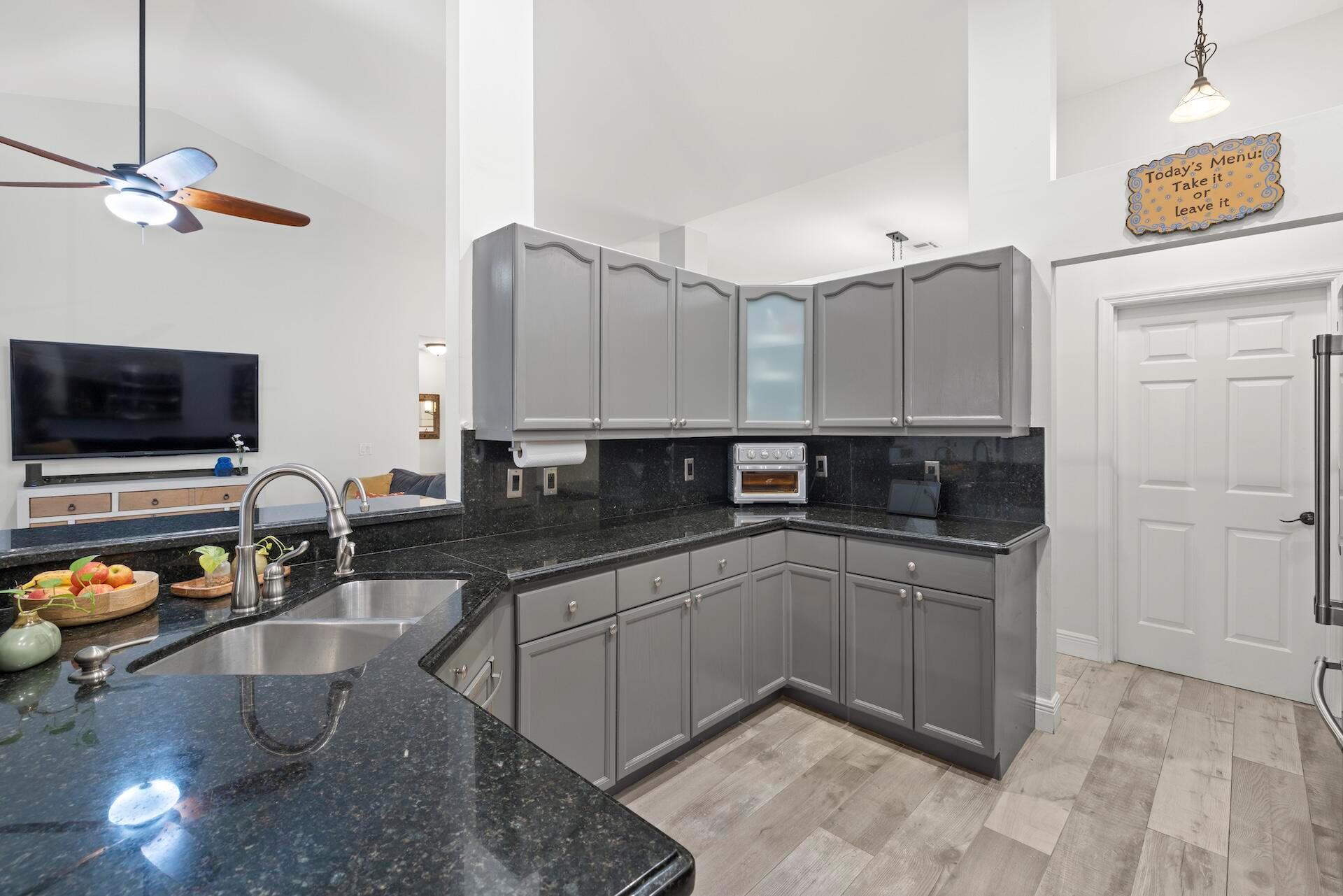 MEADOWLAND COVE 2 OF WELL - Residential
