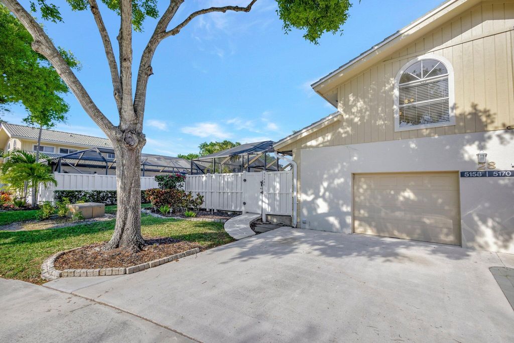 Photo of 5158 Woodruff Lane, Palm Beach Gardens, FL 33418 (MLS # R10970817)