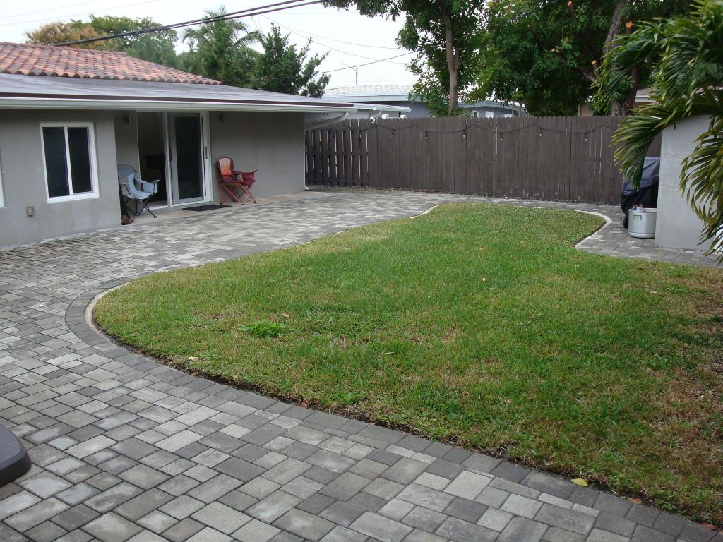 NORTH ANDREWS GARDENS FIRST ADD - Residential Lease