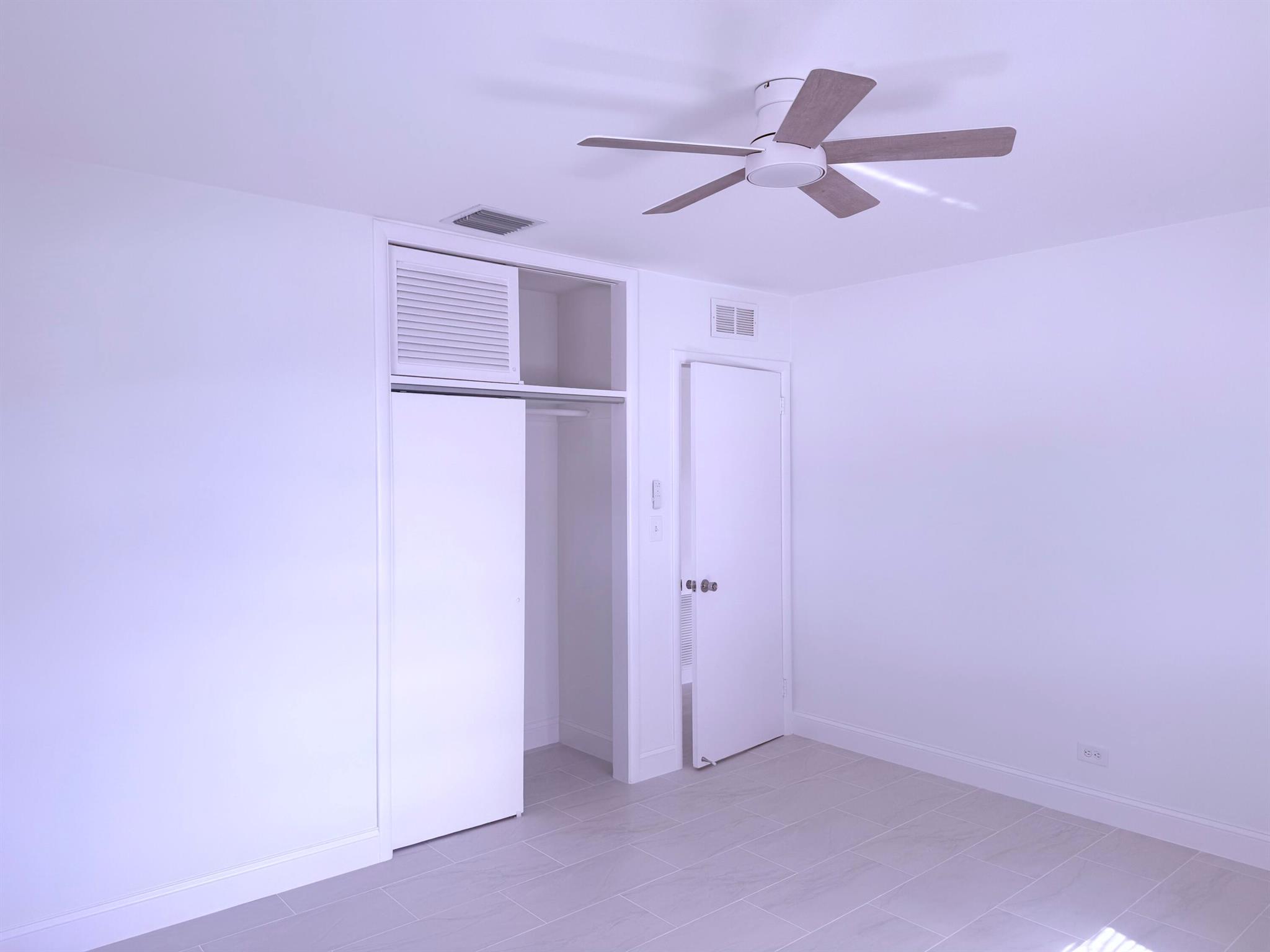 NORTH PALM BEACH VILLAGE - Residential Lease