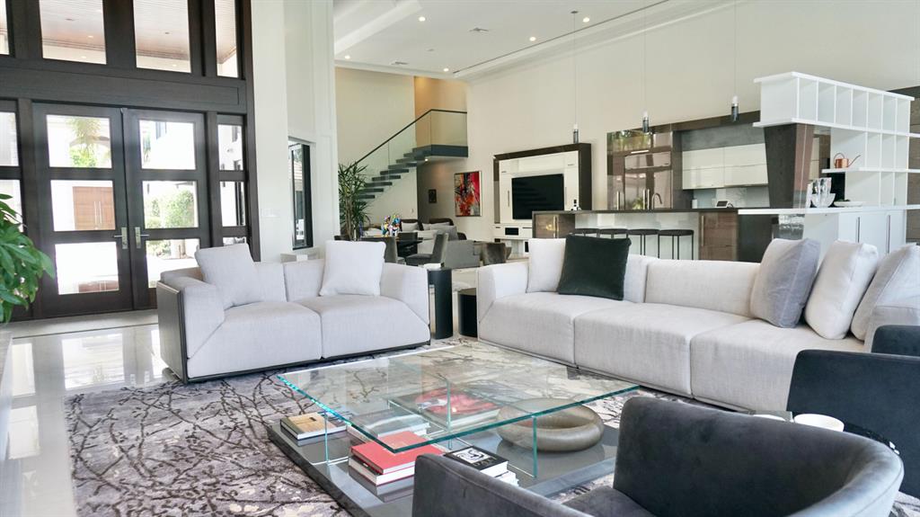 VINTAGE PLACE - Residential