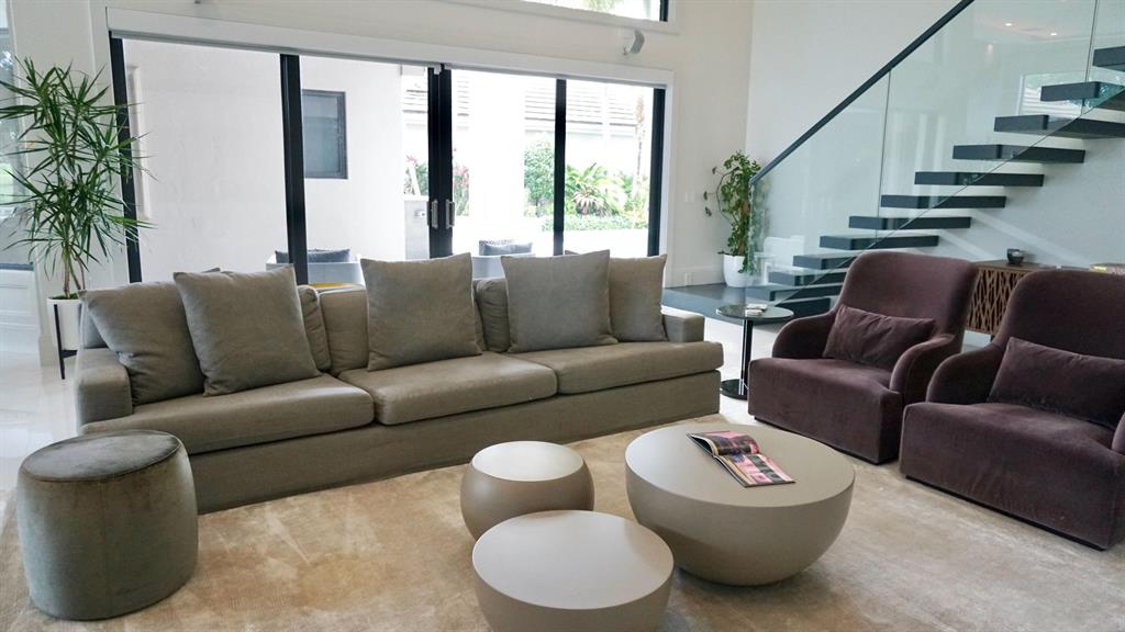 VINTAGE PLACE - Residential