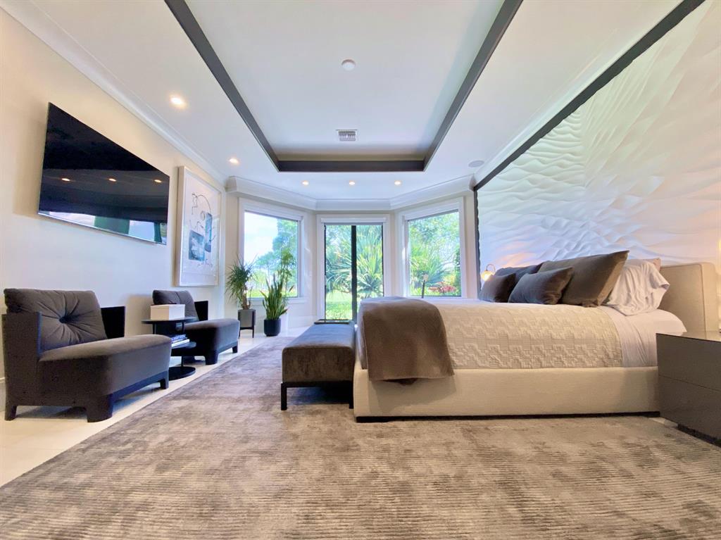 VINTAGE PLACE - Residential