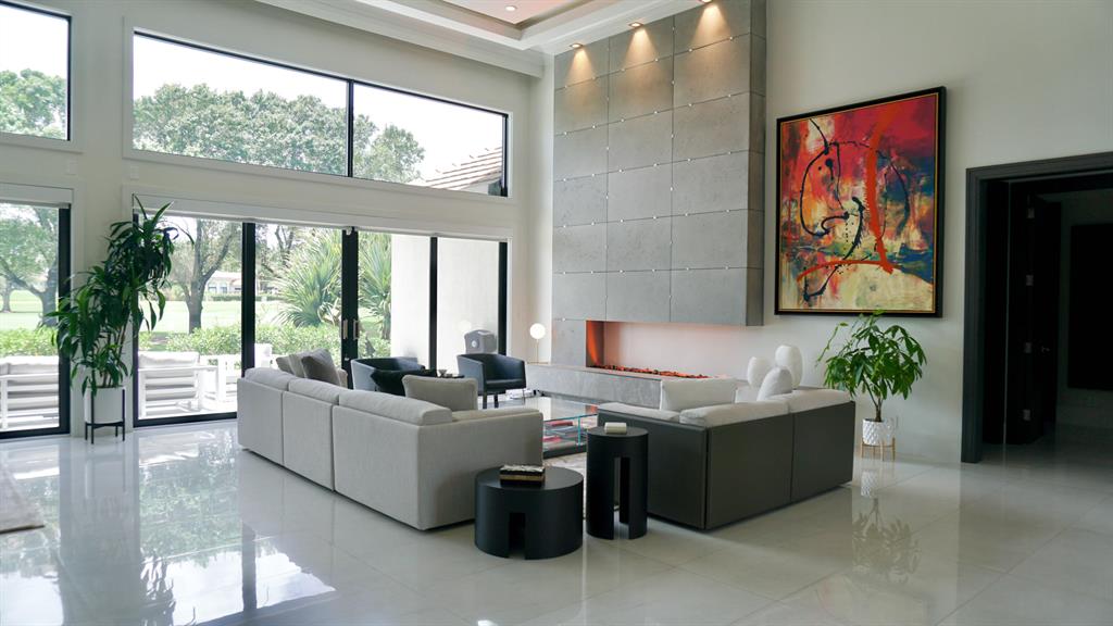 VINTAGE PLACE - Residential