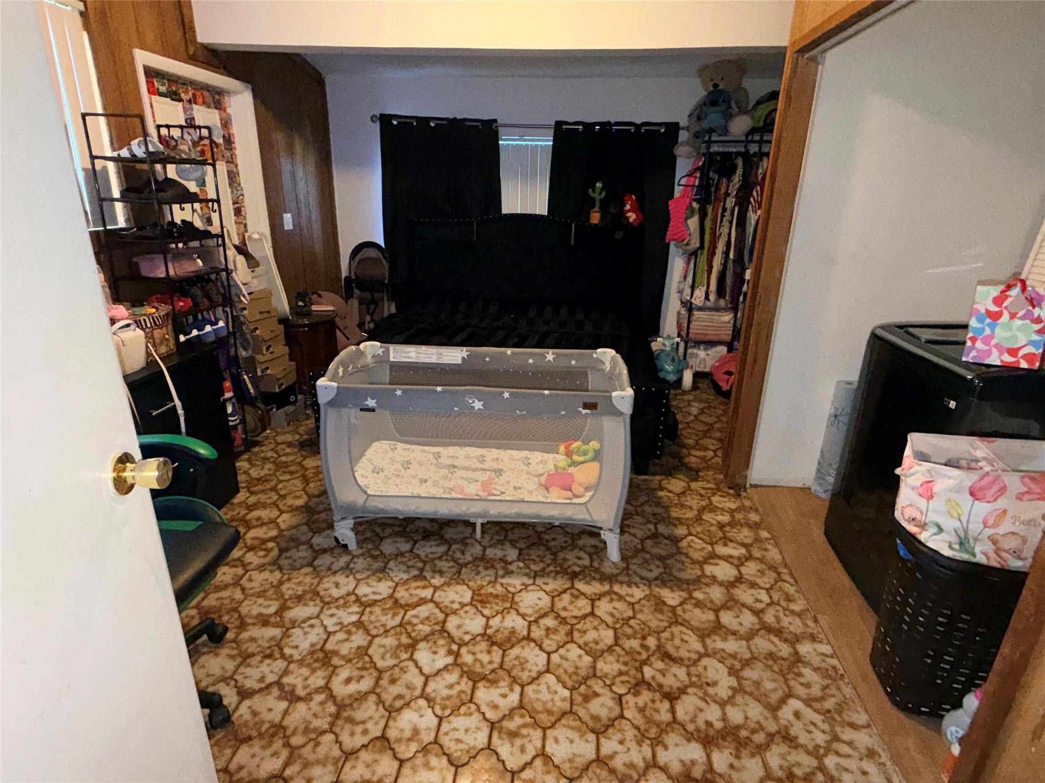 SUNRISE GOLF VILLAGE SEC - Residential