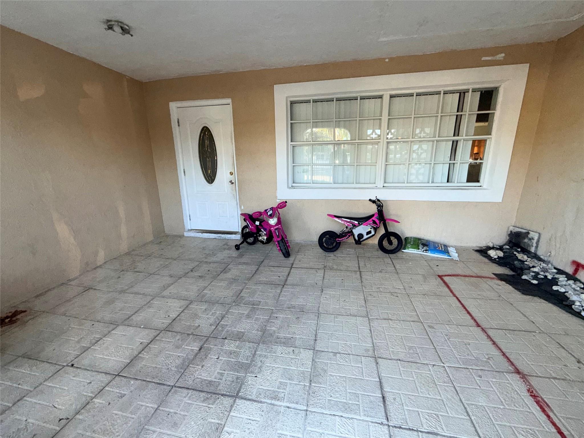 SUNRISE GOLF VILLAGE SEC - Residential