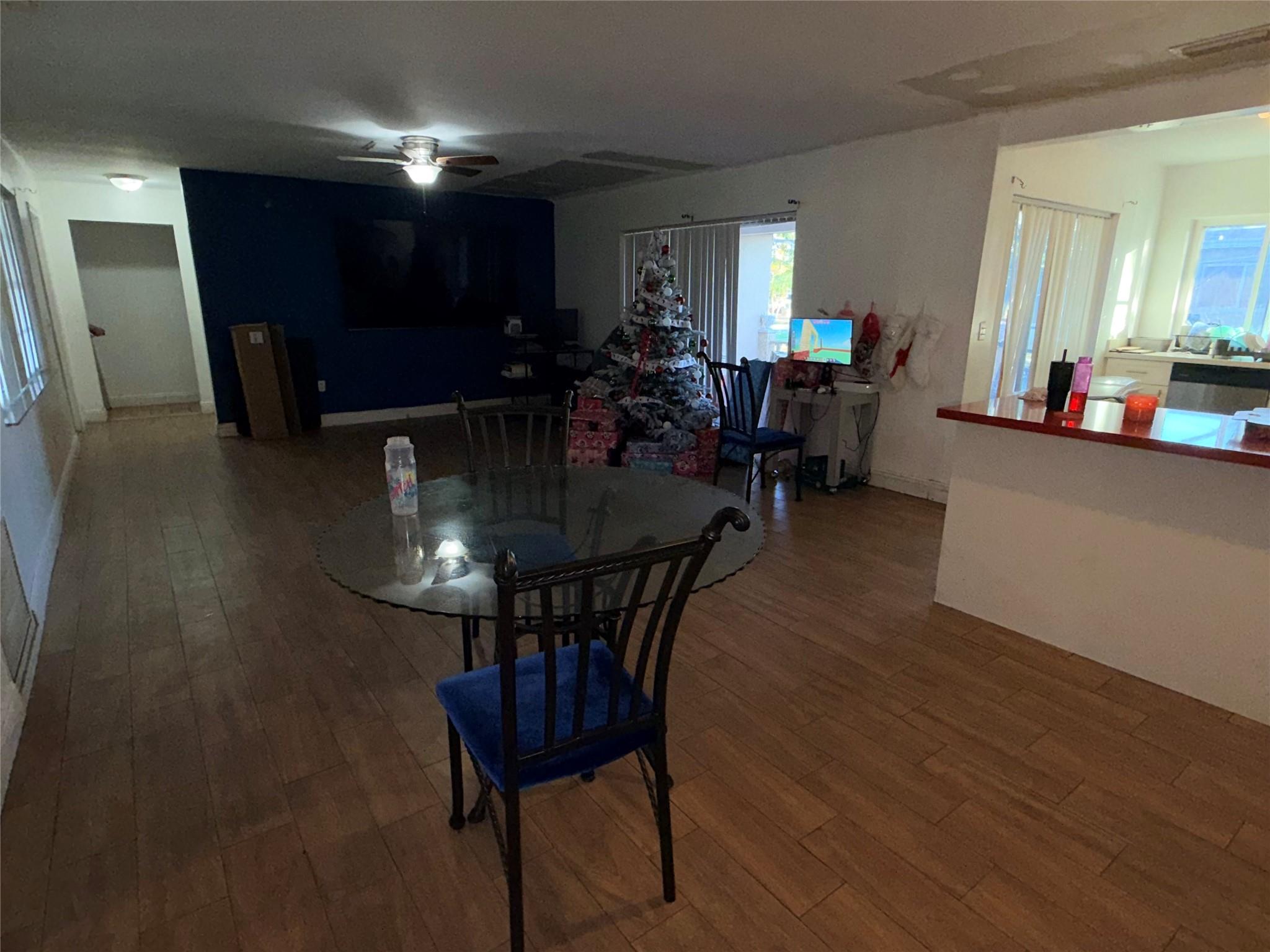 SUNRISE GOLF VILLAGE SEC - Residential