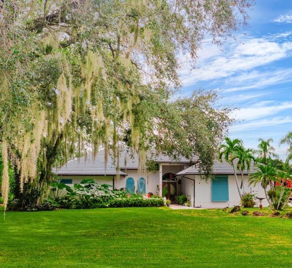 Photo of 7889 SE River Lane, Stuart, FL 34997 (MLS # R10922905)