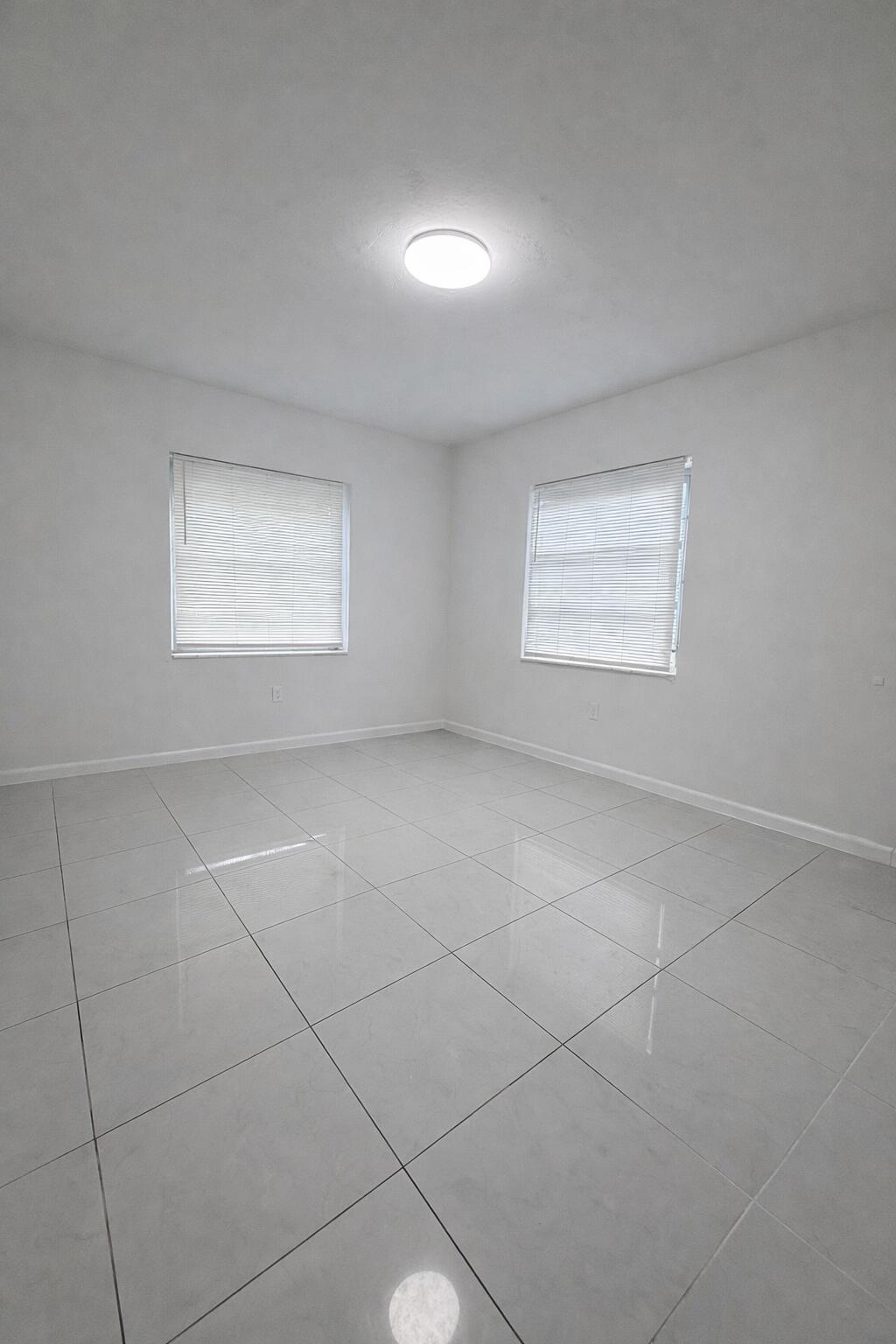 HOLLYWOOD SOUTH SIDE ADD NO 2 - Residential Lease