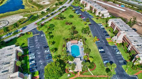 Tiny photo for 4272 Deste Court #106, Lake Worth, FL 33467 (MLS # F10549088)
